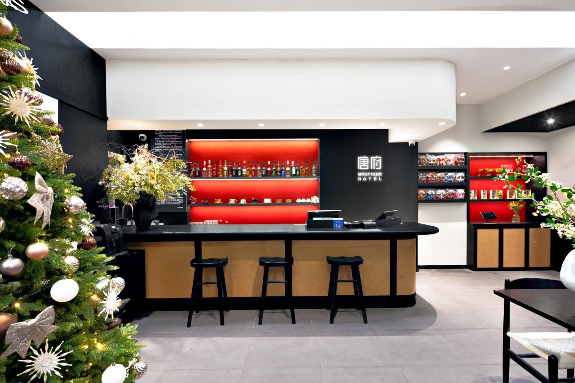 Beijing Tangfu Nanluoguxiang Wang Fu Jing Forbidden City Snack Street Hotel,1 Stop Walking To Airport Express,3 Stop To Tiananmen&Free Laundry Dry Service &Professional Free Tour Ticket Service With English Speaking Staff Exterior foto