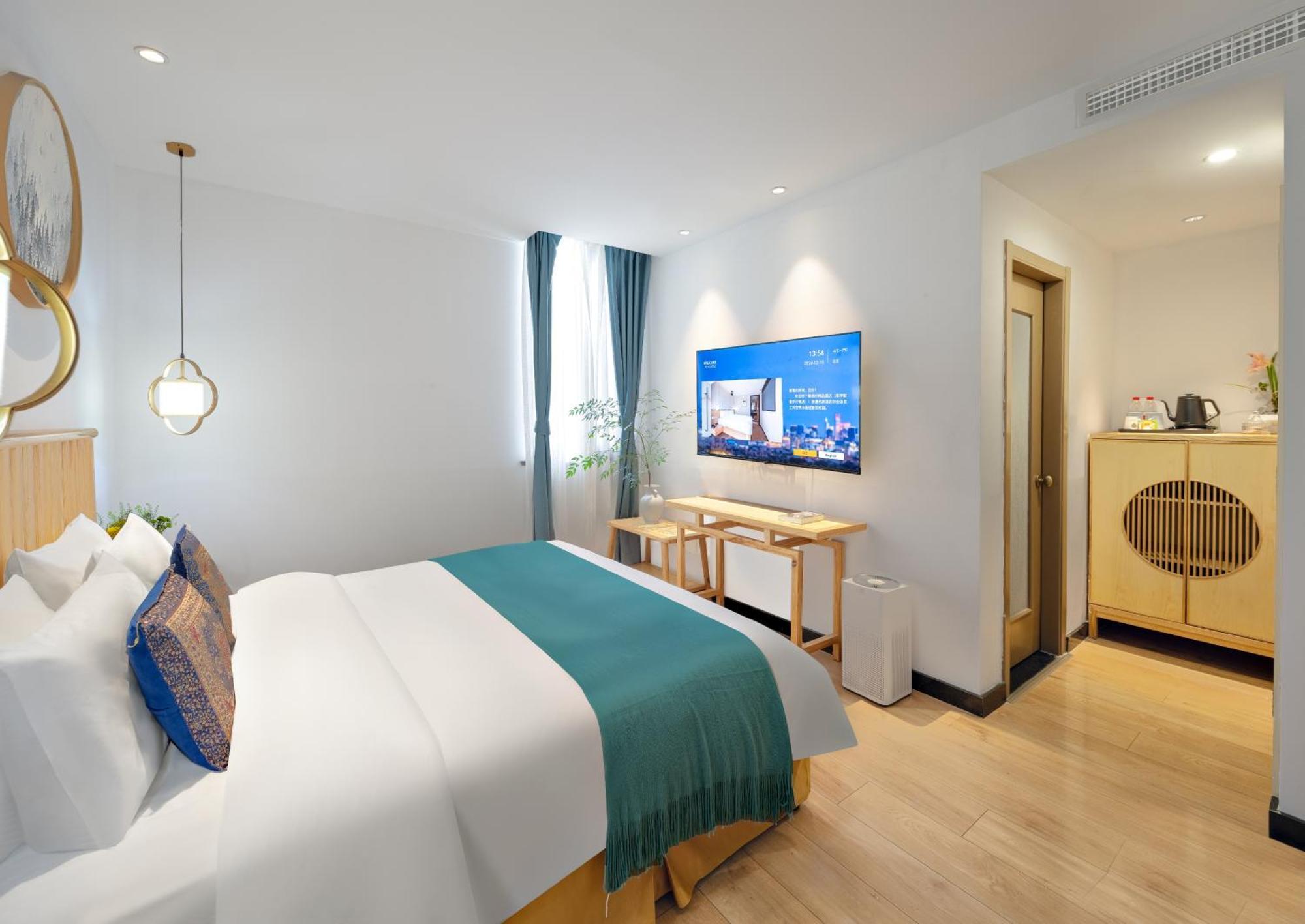 Beijing Tangfu Nanluoguxiang Wang Fu Jing Forbidden City Snack Street Hotel,1 Stop Walking To Airport Express,3 Stop To Tiananmen&Free Laundry Dry Service &Professional Free Tour Ticket Service With English Speaking Staff Exterior foto